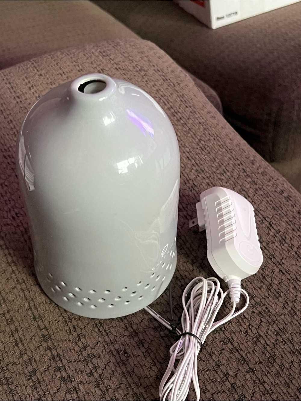 Escents Ultrasonic Essential Oil Diffuser White Ceramic Cover Aromatherapy